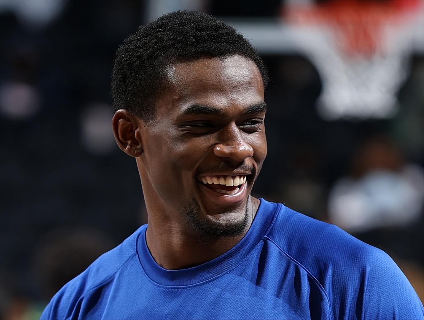 乐虎体育-8+11+8！NBA首轮最让人失望球星诞生，2.89亿美金顶薪要打折了
